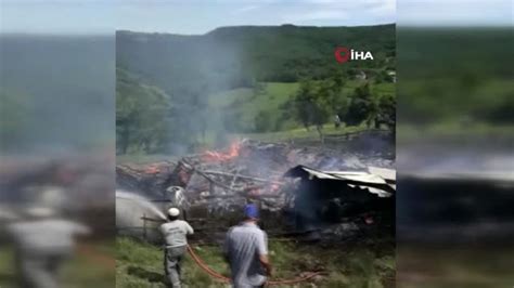 Alevlere teslim olan ahşap ev küle döndü Haberler