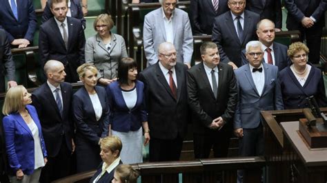 Sejm ma nowych posłów głównie z PiS