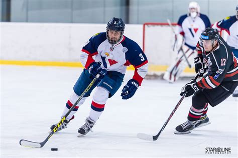 Hc Slovan Bratislava S Hc Bansk Bystrica Hokejov Z Pas