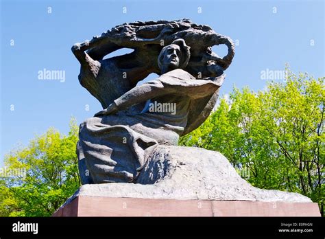 Monument To Fryderyk Chopin In Warsaws Royal Baths Park Poland Stock