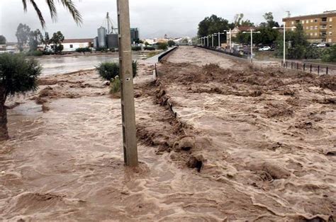 Unos 2 5 millones de personas viven en zonas en riesgo de inundación en