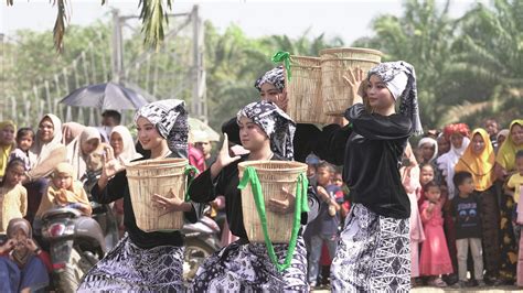 Upacara Adat Jambi Makna Fungsi Dan Waktu Pelaksanaan