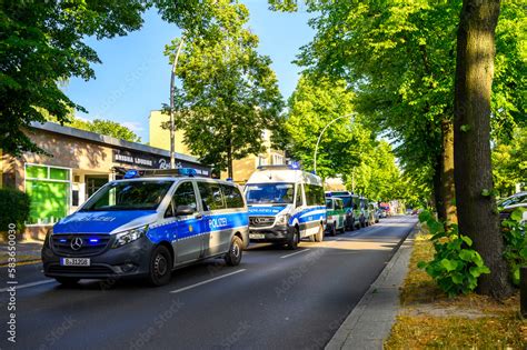 Foto De Berlin Germany June 28 2019 Operation Of The Berlin Police