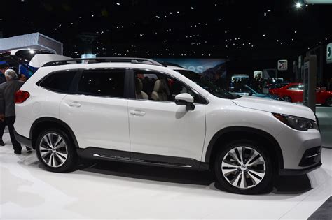 Subaru Ascent Suv Pics Specs And Details Car Magazine