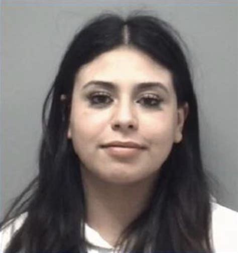 Is Stephanie Melgoza Now Hiding A Secret? Experts React Image 4