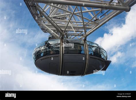 London Eye Pod Stock Photo - Alamy