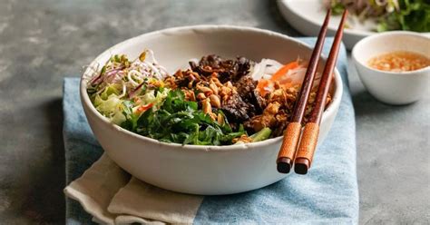 François Régis Gaudry partage sa recette de la salade à la vietnamienne