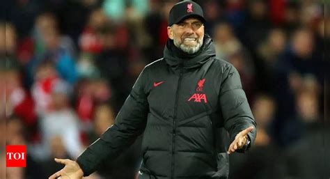 Liverpool Manager Klopp Fined 38000 Over Manchester City Red Card But