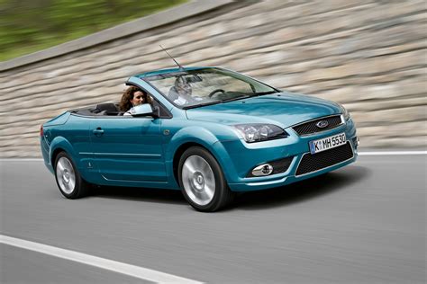 Ford Focus Coupé Cabriolet Review 2006 2010 Parkers