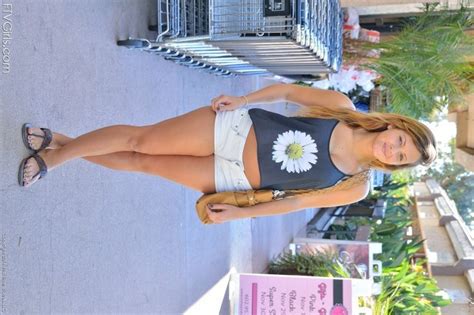 DELICIOSA MUJERES Photo Gallery Porn Pics Sex Photos XXX GIFs At TNAFLIX