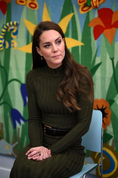 Kate Middleton Wears The Street Style Sets Favorite Affordable Brand