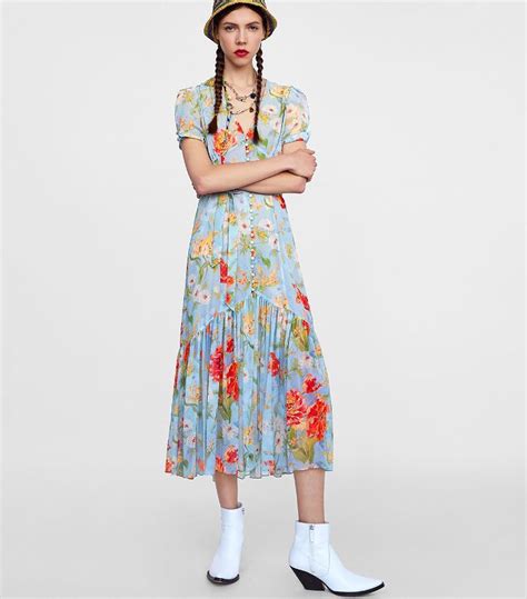 The Zara Dresses I M Losing It Over Via WhoWhatWearUK Floral Print