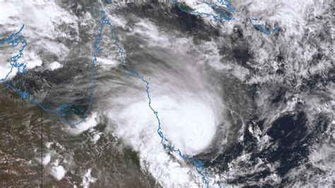 Kirrily downgraded to ex-cyclone after lashing coast | Dairy News Australia