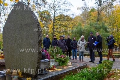 Znani Niezapomniani Inauguracja Projektu Fundacji Centrum Solidarno Ci