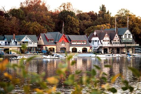 Boathouse Row: The Best Spot to See Fall in Philadelphia - Through ...