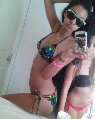 Pictures Of Steamy Hot Non Nude Amateur Sexy Bikini Cuties Posing For The Cam Porn Pictures XXX