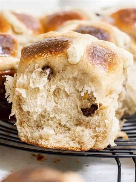 Sourdough Hot Cross Buns Home Grown Happiness
