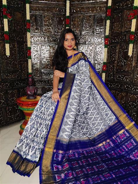 Pure Pochampally Ikkat Silk Saree White And Dark Blue