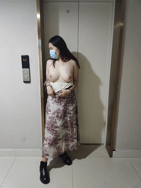 女神VS神女 11 Hxy4C7 Porn Pic