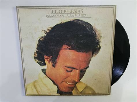 VINILE 33 GIRI JULIO IGLESIAS Innamorarsi alla mia età DISCO LP