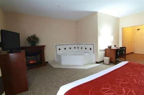 Nebraska Hotels with Jacuzzi in Room ️ Romantic Getaways