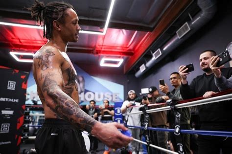 Photos Regis Prograis Grinds Hard For Devin Haney Title Defense