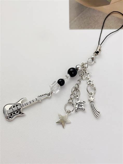 1pc Y2k Style Star Guitar Shaped Keychain For Bag Or Key Decoration