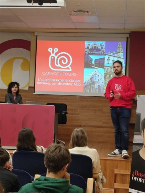 Charlas De Emprendedores Colegio Diocesano Jos Arnauda