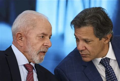 Haddad aguarda aval de Lula para divulgar corte de gastos Política