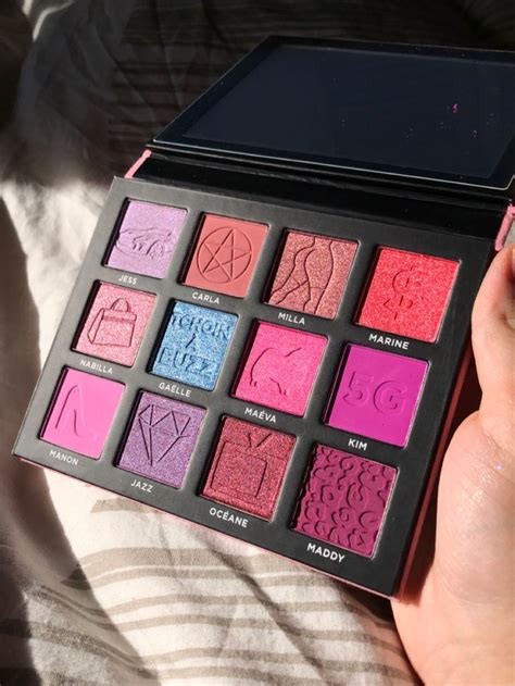 Martine Cosmetics Tchoin A Buzz Palette In 2022