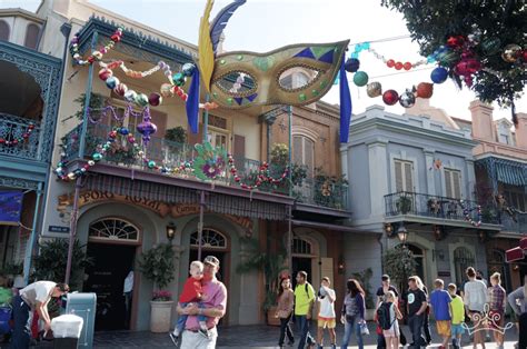 New Orleans Square At Disneyland Overview History And Trivia