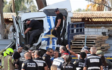 35 Wounded 6 Seriously In Truck Ramming At Bus Stop Near Tel Aviv