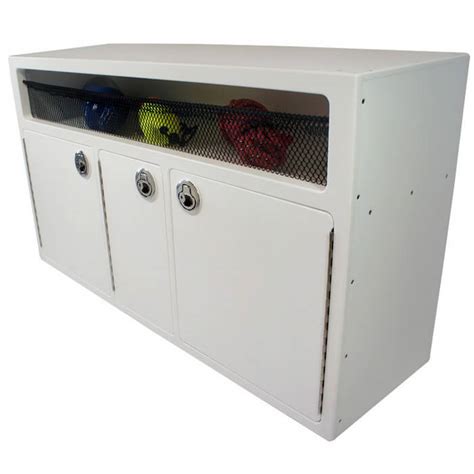 Leaning Post Tackle Unit With Storage Area