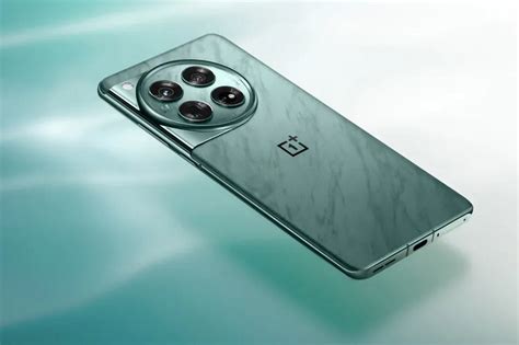 Представлена глобальная версия смартфона OnePlus 12 — от $800 и без ...