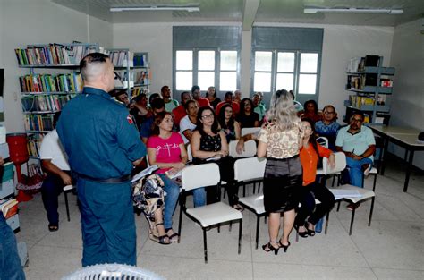 Servidores Da Escola Paulo Mendes No Icuí Conhecem Programa Das