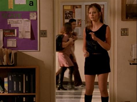 Critiquing Fashion Of Buffy The Vampire Slayer