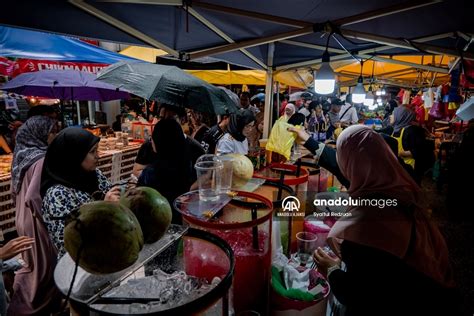 Malezya da Ramazan alışverişi hareketliliği Anadolu Ajansı