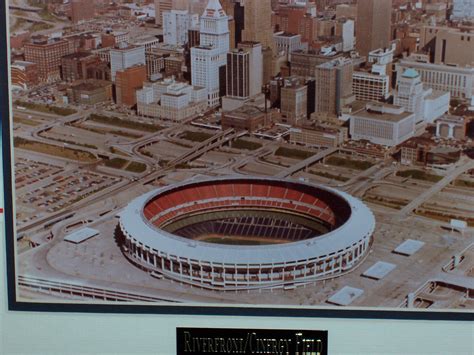 Riverfront stadium by redsfreak on DeviantArt