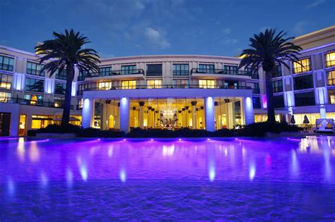 Palazzo Versace Gold Coast By Ocean Road Magazine Versace Gold Coast