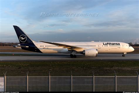 D ABPA Lufthansa Boeing 787 9 Dreamliner Photo By Christoph Flink ID