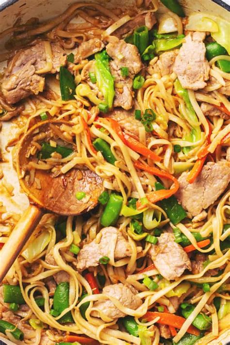 Pork Lo Mein Creme De La Crumb