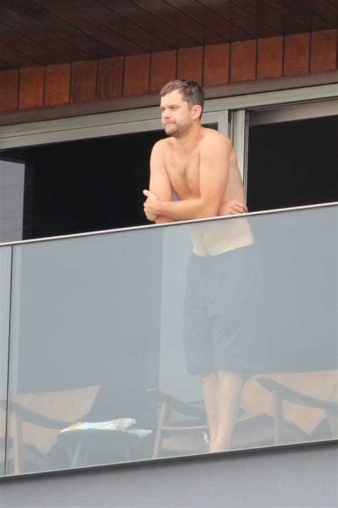 Naked Fuggerday Shirtless Josh Jackson Go Fug Yourself