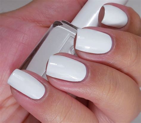 Essie Peach Side Babe Collection Summer 2015 Essie Nail Jewelry