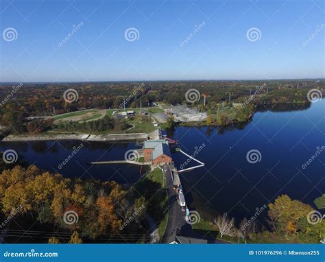 Croton Michigan Muskegon River Dam Stock Photo Image Of Causeway