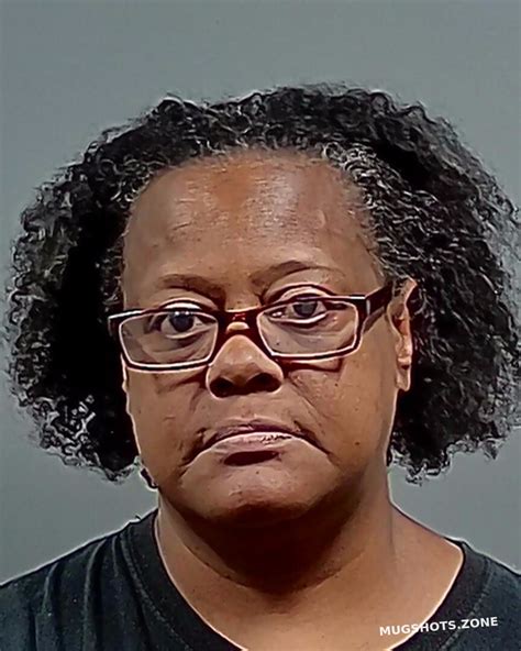 EDLER VICKIE KATREACE 04 26 2023 Escambia County Mugshots Zone