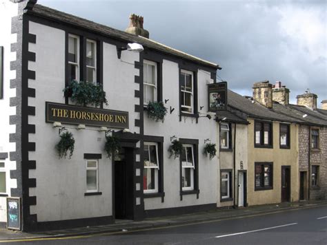 Clitheroe The Horseshoe Inn On © Dave Bevis Geograph Britain