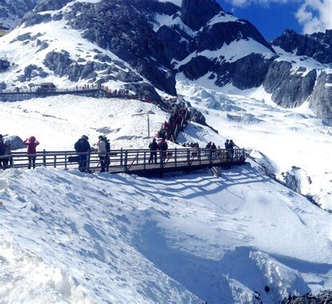 jade dragon snow mountain yulong lijiang yunnan china