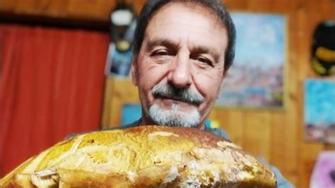 Un Vecino De Alcolea De Cinca Encuentra Un Boletus De Kilos En El