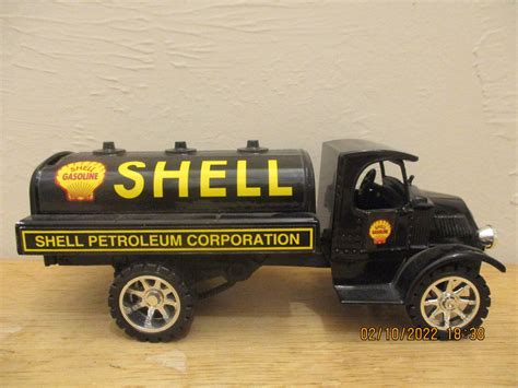 Shell Truck Unknown Amloid Side Hot Wheels Mattel Creations