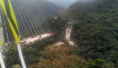 Suben A Nueve Los Muertos En Ca Da De Viaducto Mundo La Rep Blica